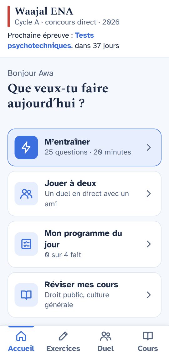 L’accueil de l’application&nbsp;: Bonjour Awa, que veux-tu faire aujourd’hui&nbsp;? M’entraîner, Jouer à deux, Mon programme du jour, Réviser mes cours.